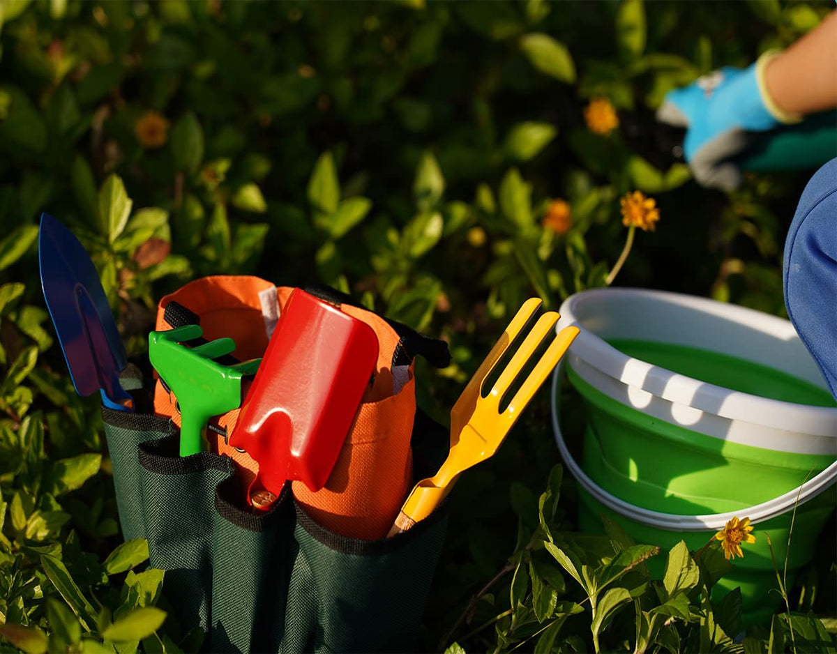 Doiaz Kidz Gardening Tool Set trowel helps little hands dig confidently