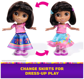 DORA Dance with Me Dora hair ready for brushing