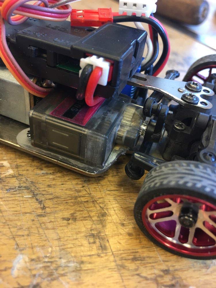 DORHEA MG90S suited for small RC cars boats and planes.