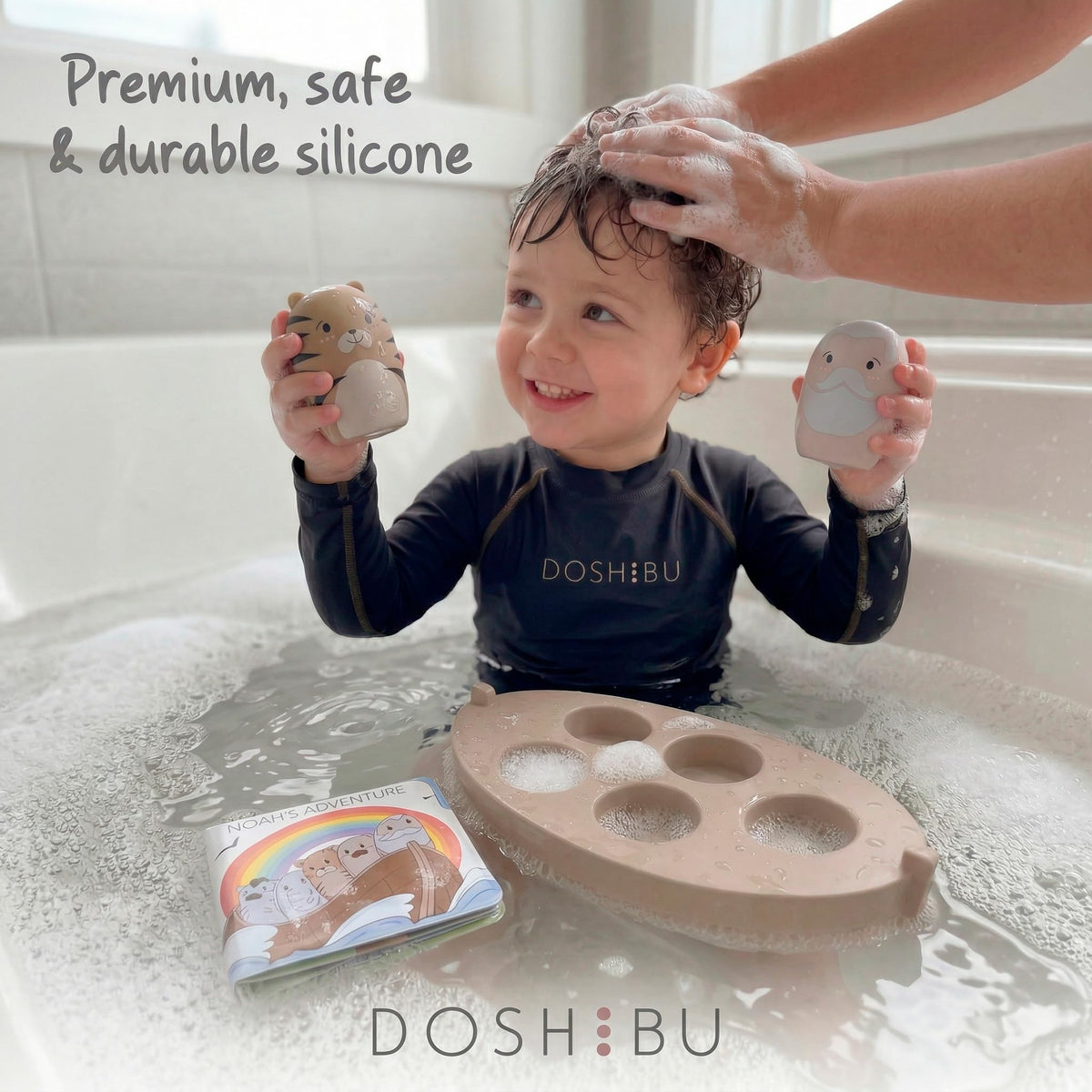 Doshibu Noah's Ark elephant toy supports fine motor play in water.