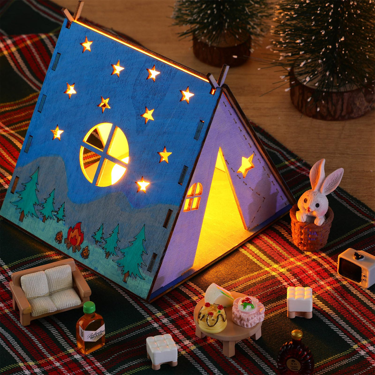 DoubleFill DIY camp crafts for kids promotes creativity during group activities.
