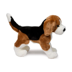 Douglas Bernie Beagle plush leatherette nose adds realistic detail for imaginative play.