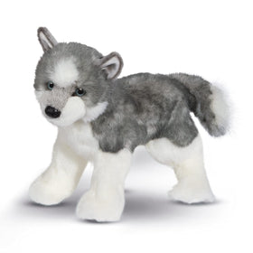 Douglas Sasha Husky plush face with silver eyes, a cuddly companion for comforting play.