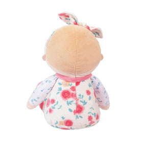 Vera's seated ten-inch size shows easy-to-grip dimensions for travel playtime.