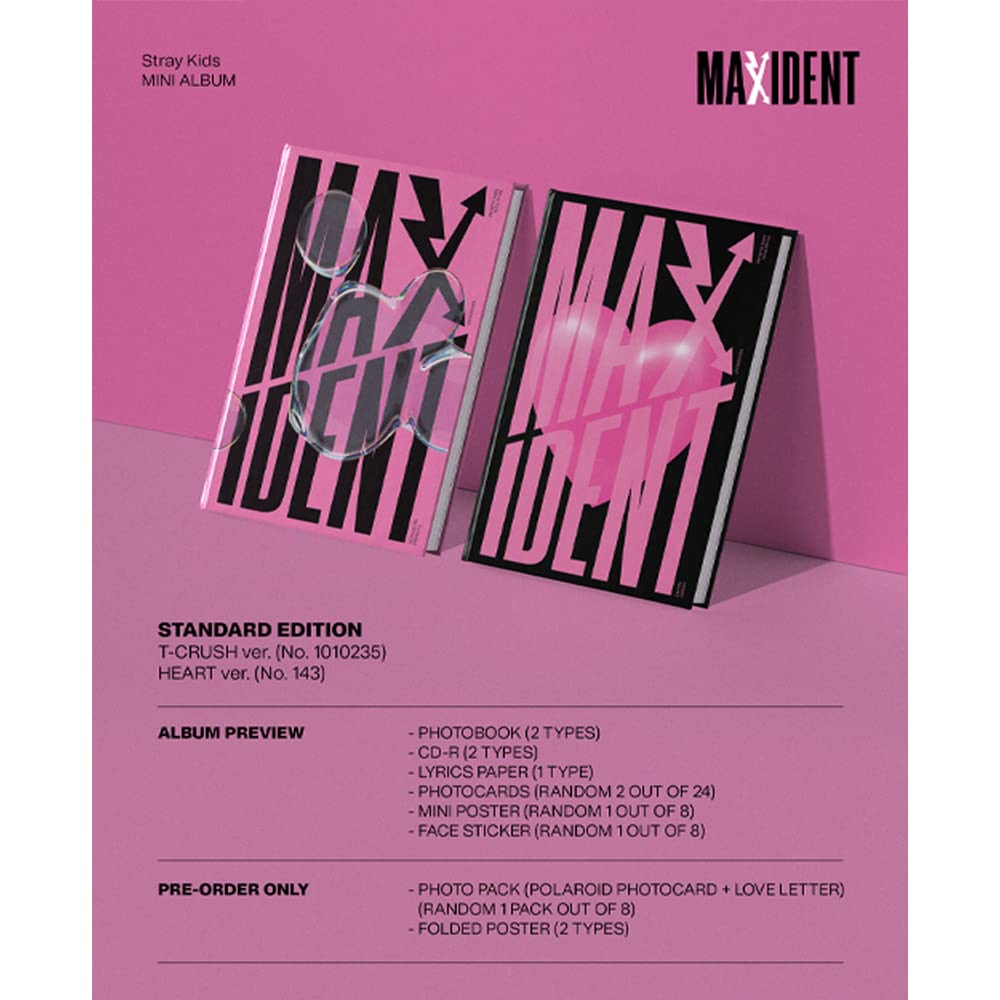 Dreamus Stray Kids MAXIDENT T-CRUSH Black photobook pages for immersive artwork and lyric study.