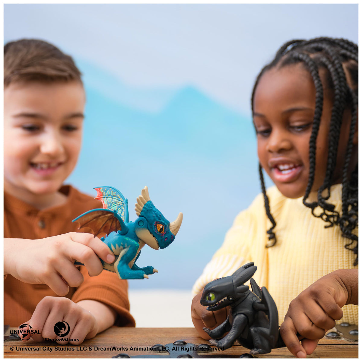 Encourage imaginative play with DreamWorks Deadly Nadder figure.