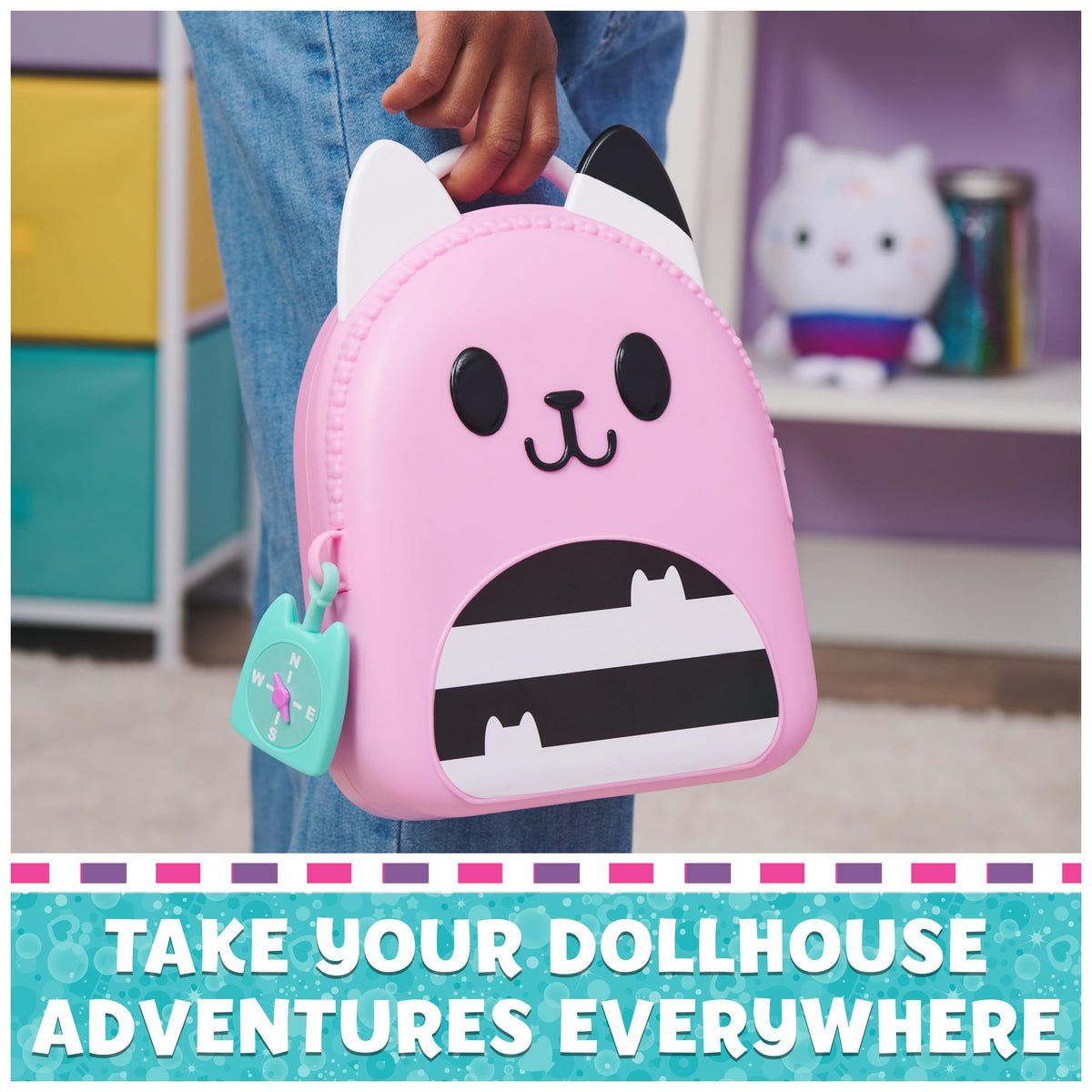 DreamWorks Gabby’s Dollhouse kitty key card to organize pretend adventures