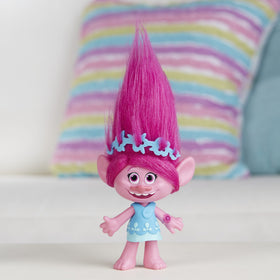 DreamWorks Trolls Poppy says phrases from the Trolls movie during storytelling