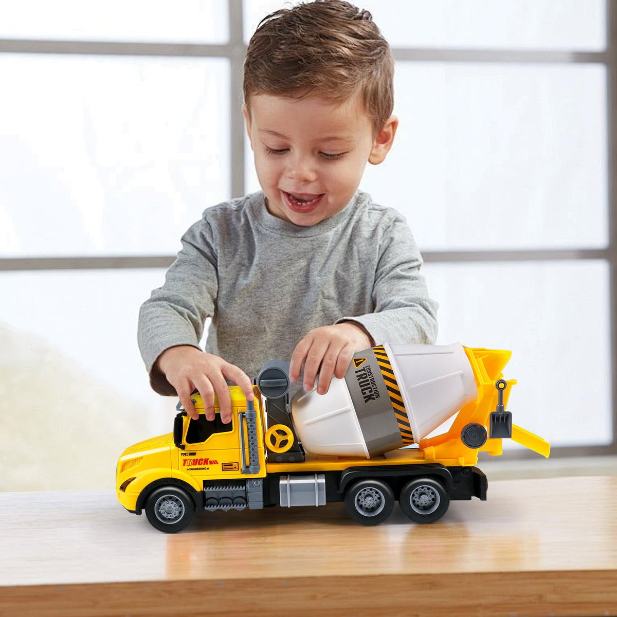 DWIRCTOYS interactive sounds and headlights create realistic play scenarios