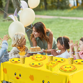 Dydamud rubber duck cutlery keeps meals fun and convenient.