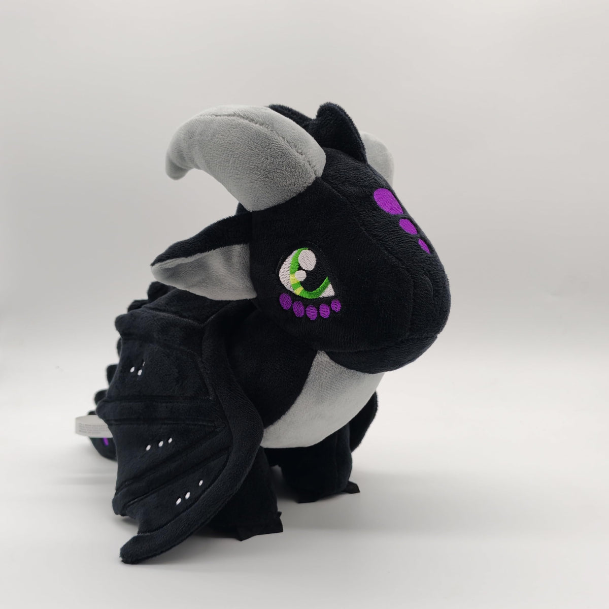 EASELR Wings of Fire dragon plush designed for imaginative play.