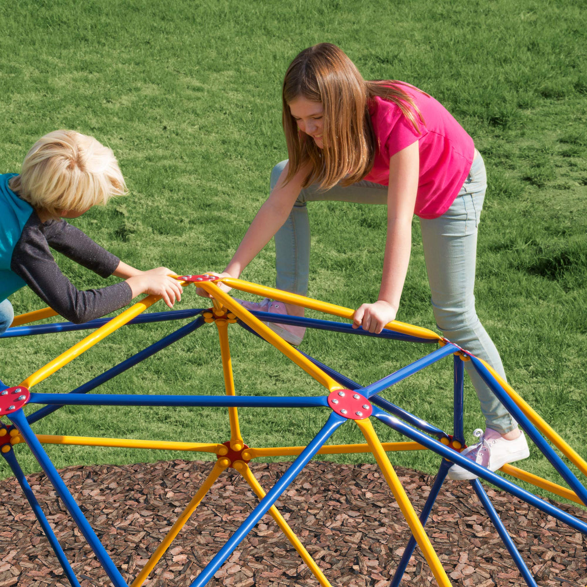 Easy Outdoor Space Dome Climber dimensions diagram shows 91x46x91 inches.