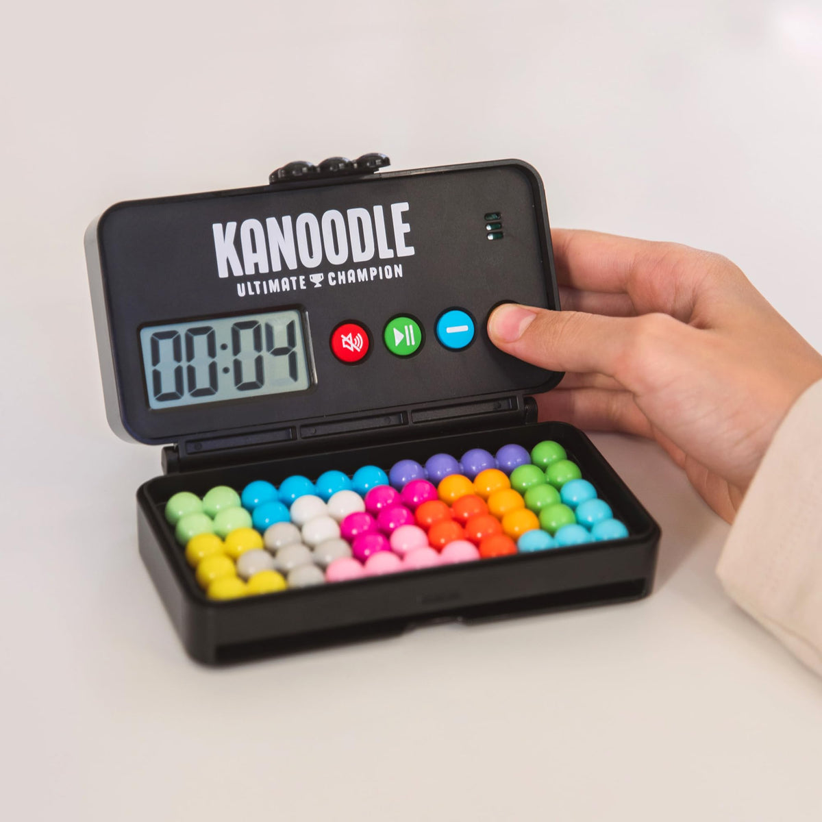 Educational Insights Kanoodle Ultimate Champion travel puzzle setup for on-the-go thinking.