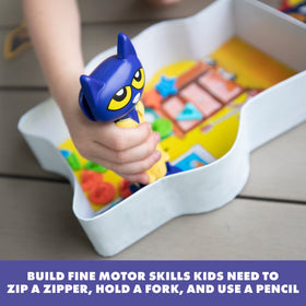 Educational Insights Pete the Cat Buttons game display of five shapes and colors for learning.