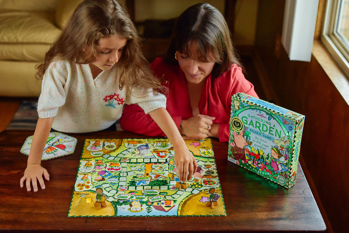eeBoo Gathering a Garden box and pieces ensure durable storage for repeat play
