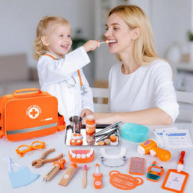 EFO SHM Kids Dentist Play Set features a working stethoscope for realistic pretend medical play.