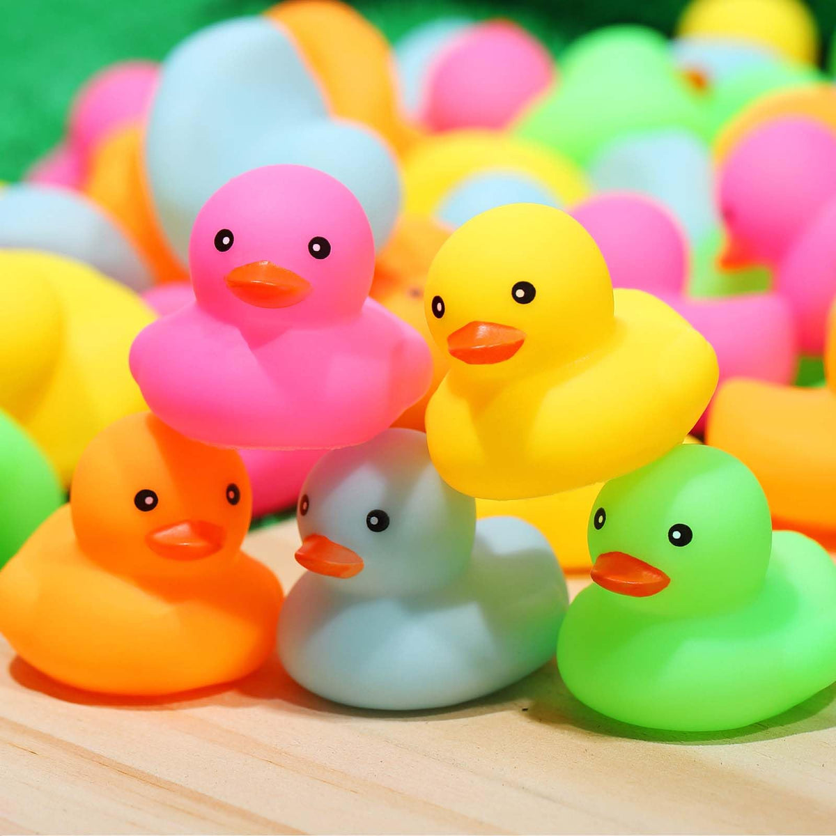 EKisemio ducks used as cruise ship favors and decor