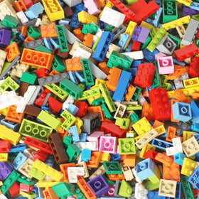Ekuzi storage bag keeps bricks organized for easy cleanup