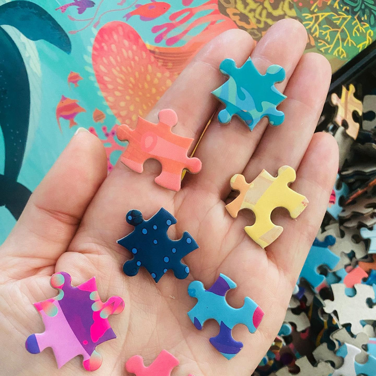 Elena Essex Matte finish reduces glare for comfortable long puzzle sessions