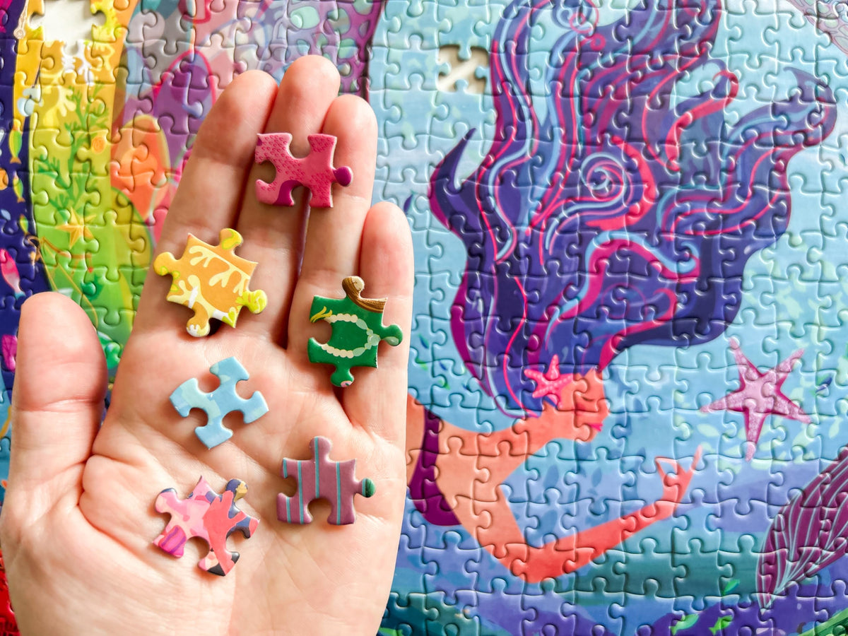 Elena Essex 1000-piece puzzle on matte finish reduces glare for comfortable assembling.