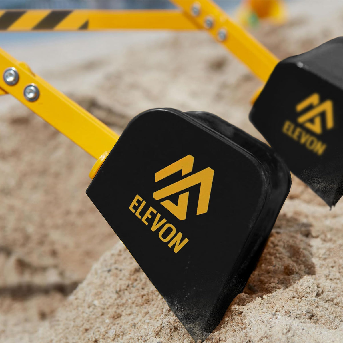 Elevon sand digger with stabilizing base boosts balance during digging