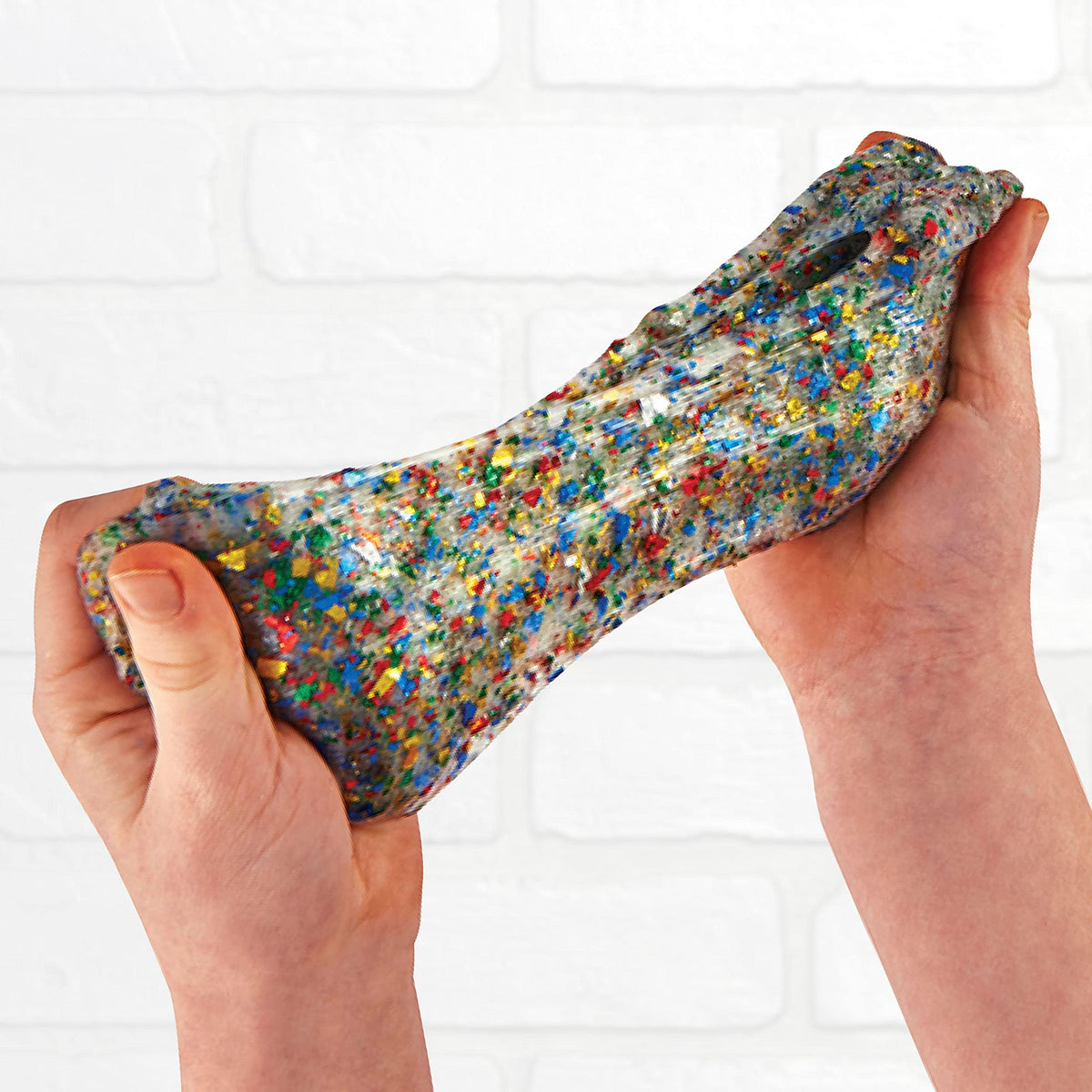Elmer's Color Changing glue creates dynamic slime visuals