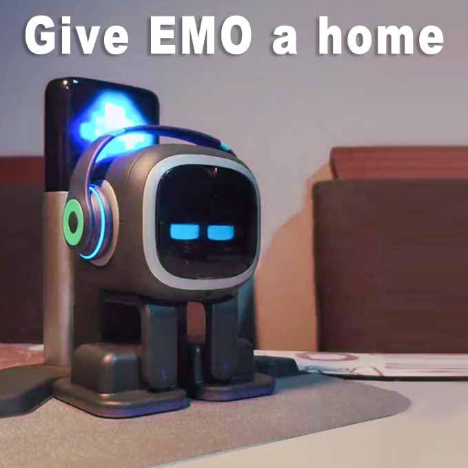 EMOPET AI Desk Robot Companion charging-station automatically docks for uninterrupted use
