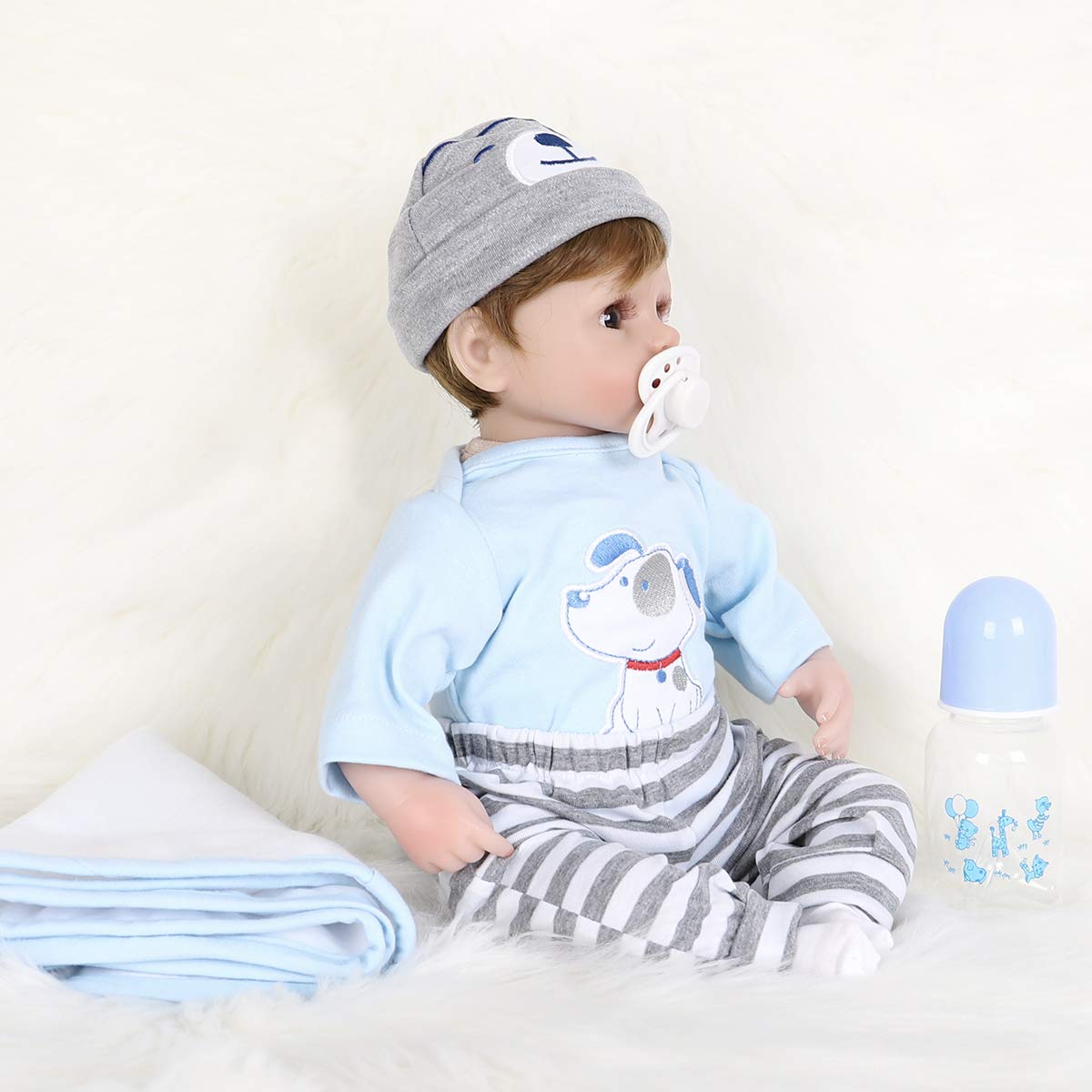 ENADOLL clothes set uses eco-friendly fabrics for everyday dressing