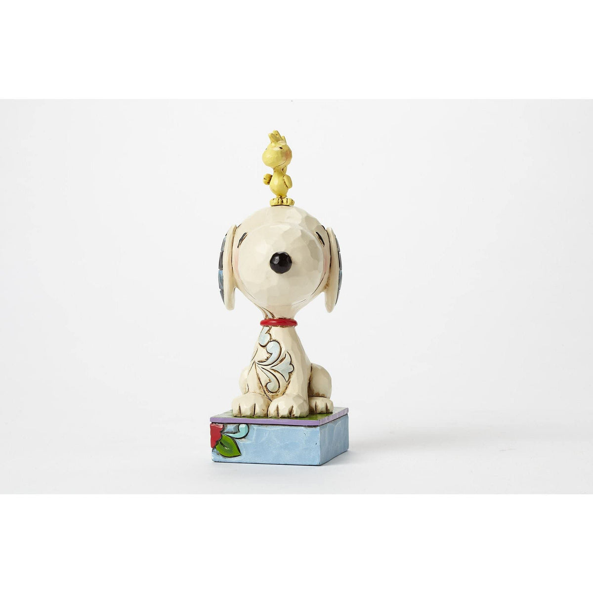 Stone resin Snoopy figure, 5-inch height, durable and detailed.