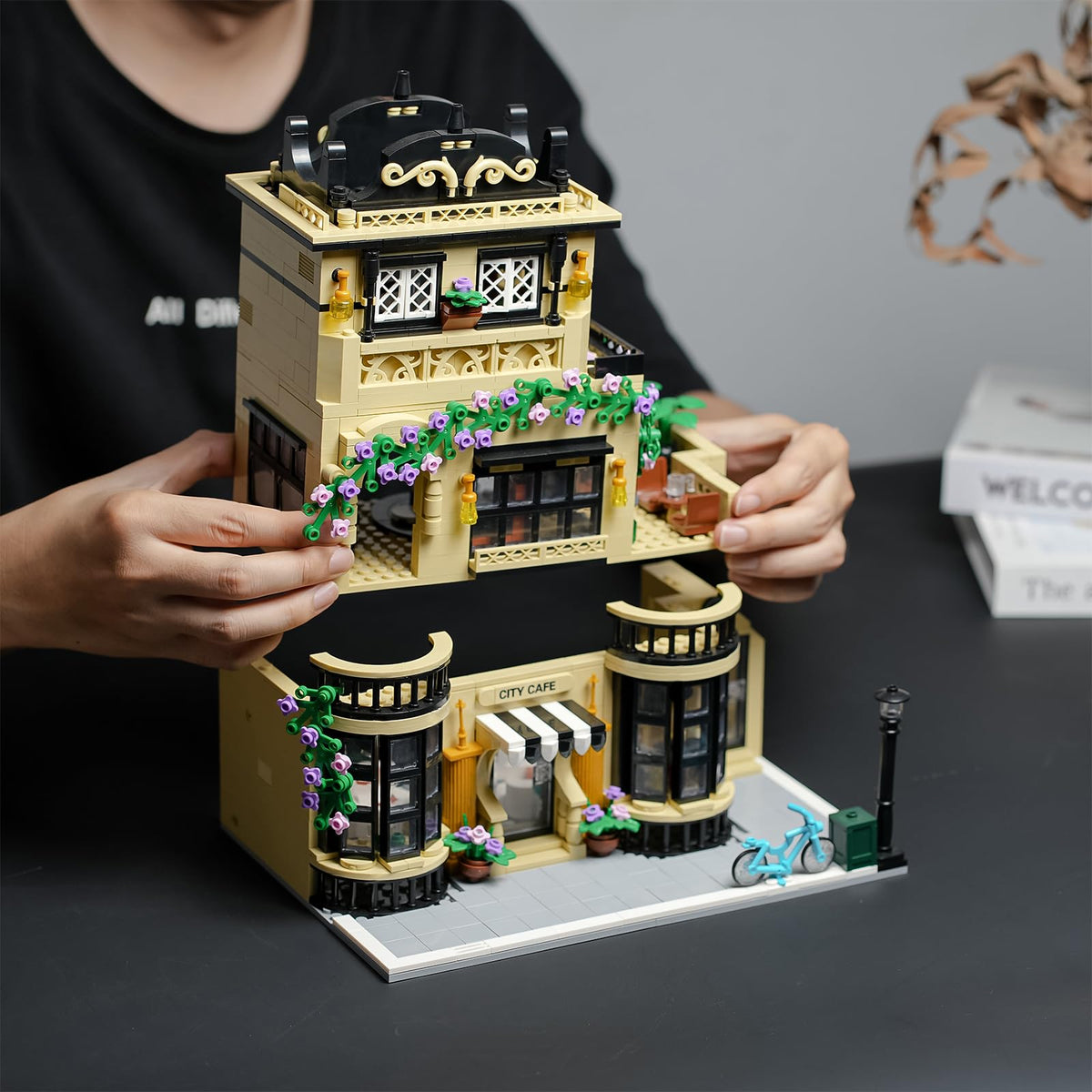 ENJBRICK Flowers City Coffee Shop interior with detachable floors for interactive display.