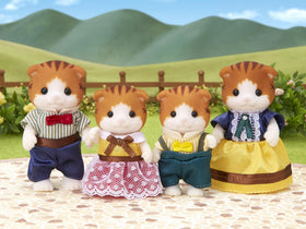Epoch Sylvanian Maple Cat Mom with seasonal fruits for gelato pretend play