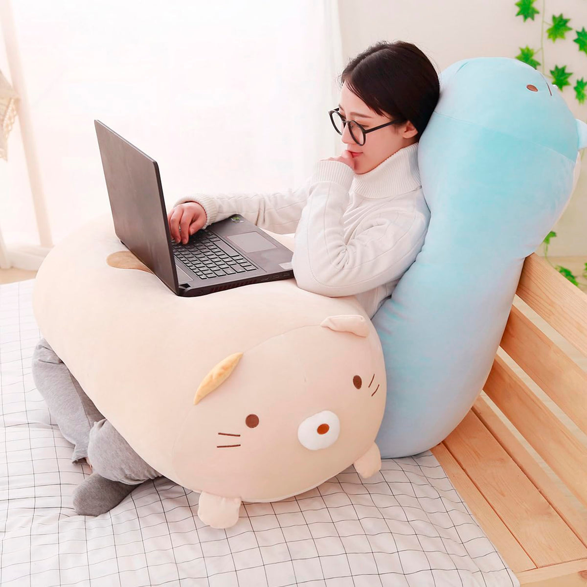 ERDAO big cat bedroom decor adds cute warmth to sofa or bed.