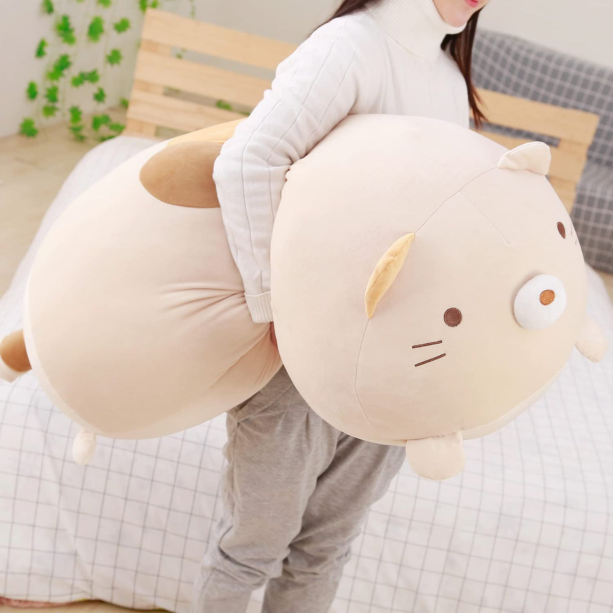 ERDAO big cat plush giant 90cm serves as a versatile body pillow.
