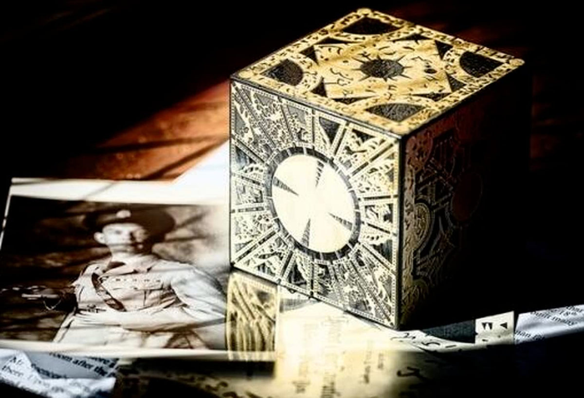 ESMGVAR Hellraiser box shown with Pinhead cosplay inspiration for display