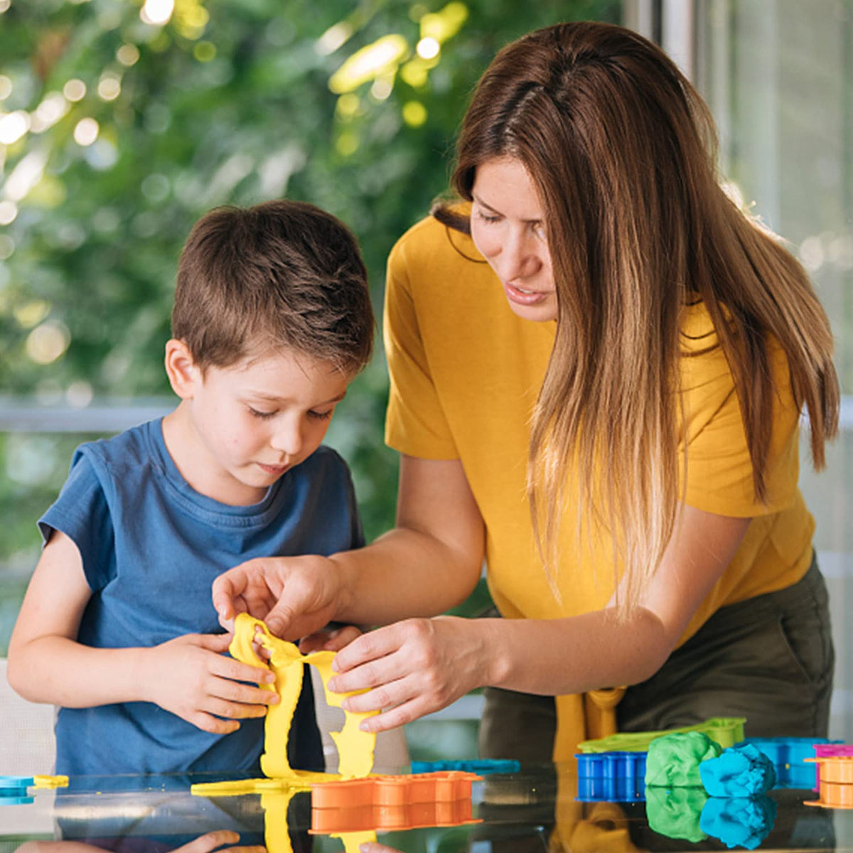 ESSENSON family craft time imagery promoting shared creations