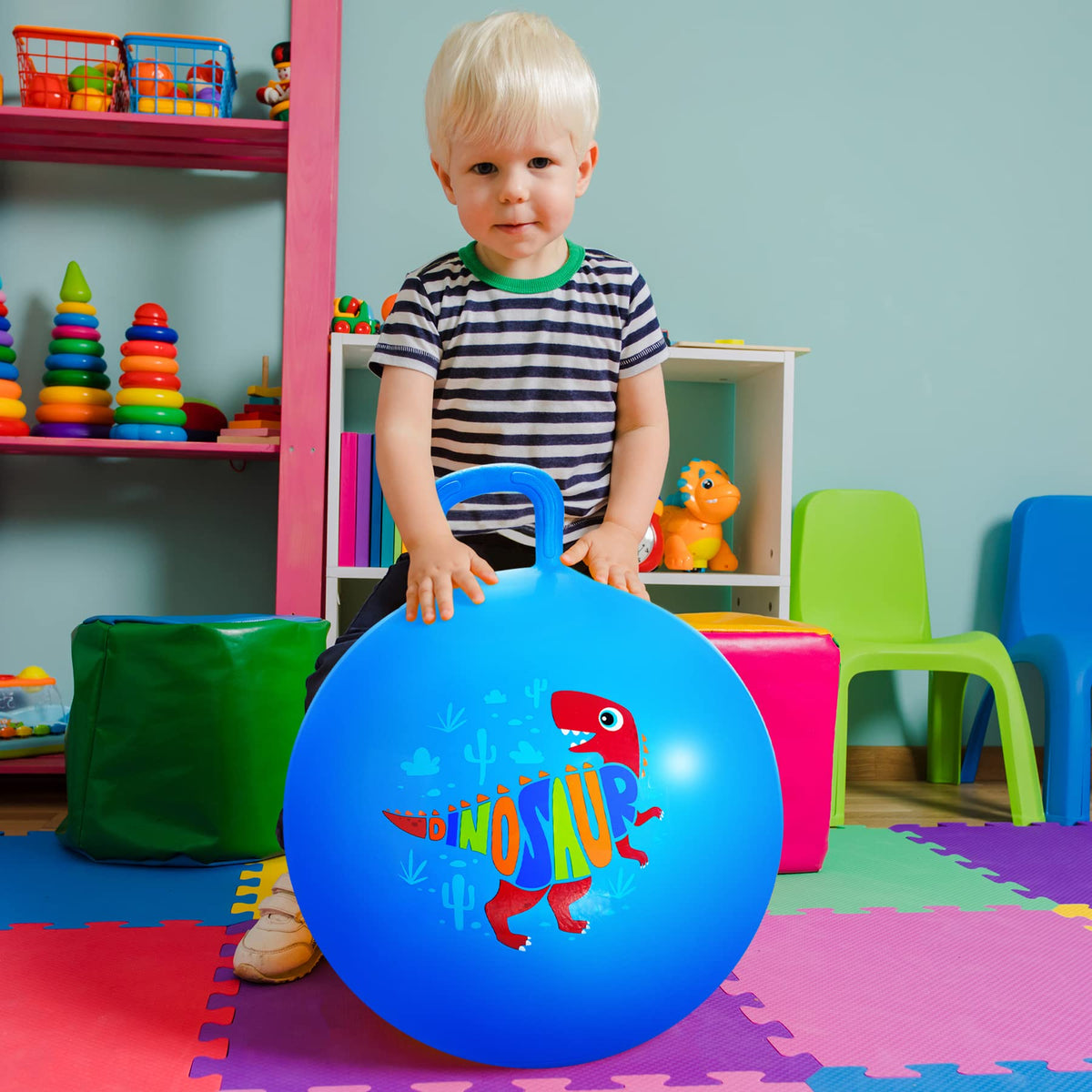 Easy grip handle on the Everich Toy hopper ball dinosaur blue for kids.