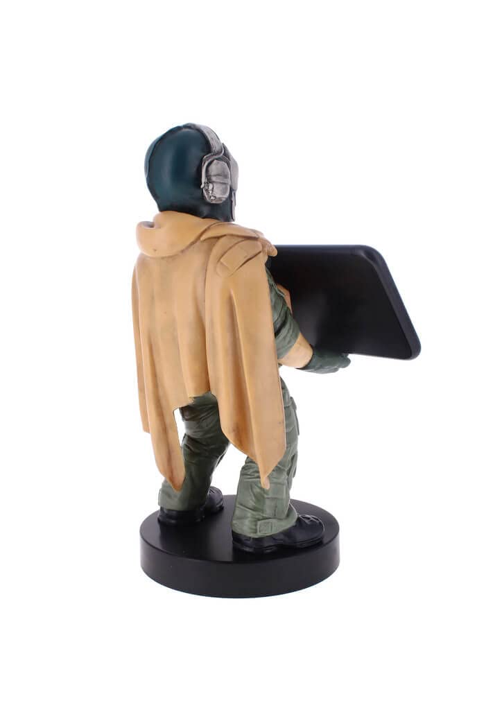 Ghost figure showing tactical gear for immersive Warzone aesthetic
