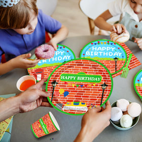 Eywusco cartoon street design enhances party vibe and photo-worthy moments.