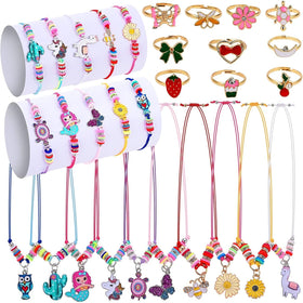 Faburo Unicorn Necklace Detail highlights kid-friendly materials and comfort.
