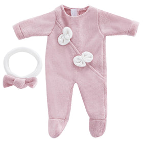 FADALEA soft-material outfits feel gentle against dolls.