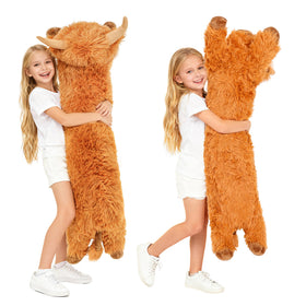 Fanunny Highland Cow plush in a hugging pose for comfort