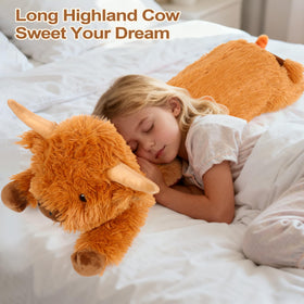Fanunny Highland Cow plush close-up of face and horns for adorable detail