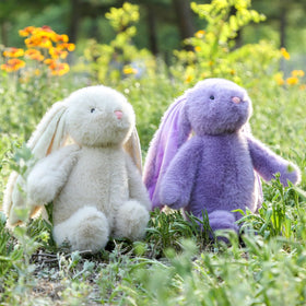 Farnesaa bunny with dual temperature therapy for warm or cool relief