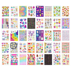 Fashion Angels animal and real-photo stickers bring lively detail to projects.