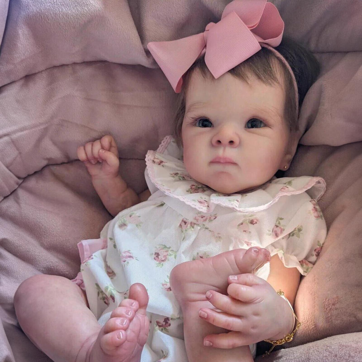 FASMAS Reborn doll pacifier and bottle accessories for complete play set.