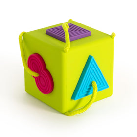Award-winning OombeeCube design recognized for kid-centered play.