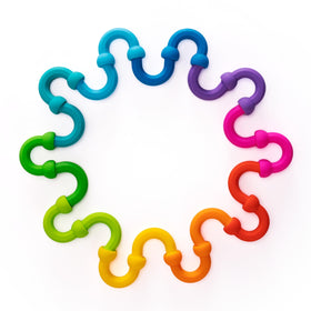 Fat Brain Toys Plip Links building pieces enable creative construction and imaginative problem-solving.