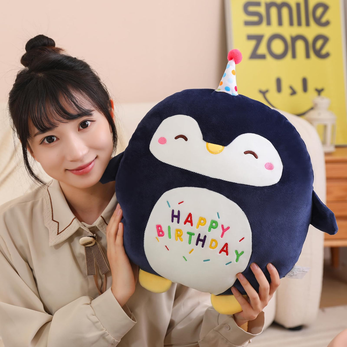 Fawowe Penguin plush pillow in a reading nook for relaxed moments