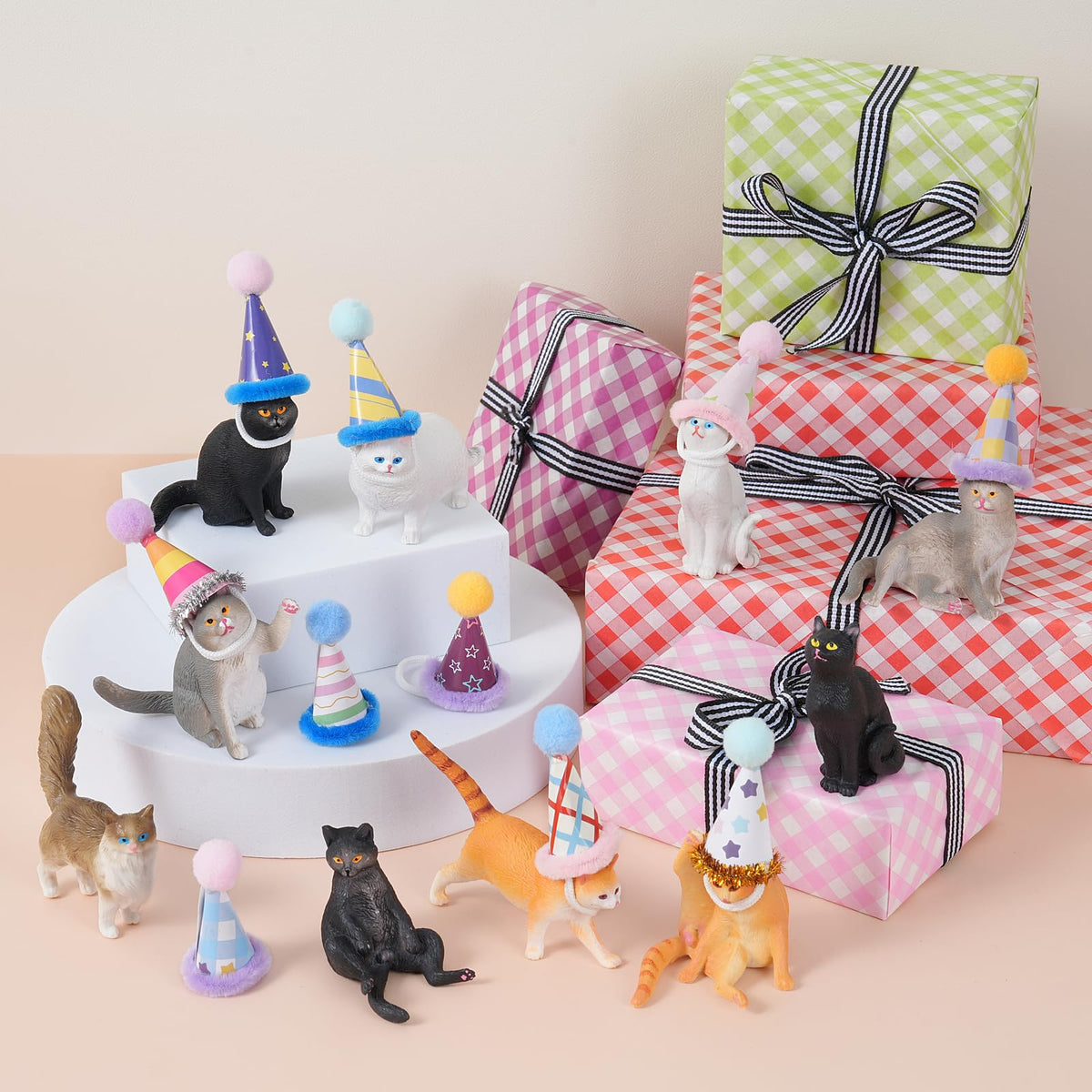 FCKLVMC cat cupcake topper adding color and whimsy to desserts.