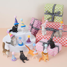 FCKLVMC cat cupcake topper adding color and whimsy to desserts.